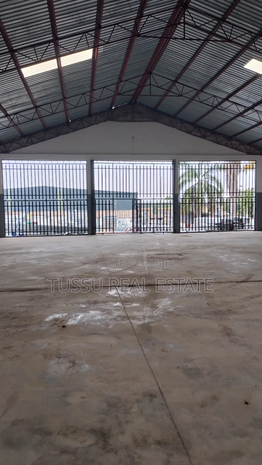 Warehouse for Rent at Salasala Mbuyuni in Kinondoni