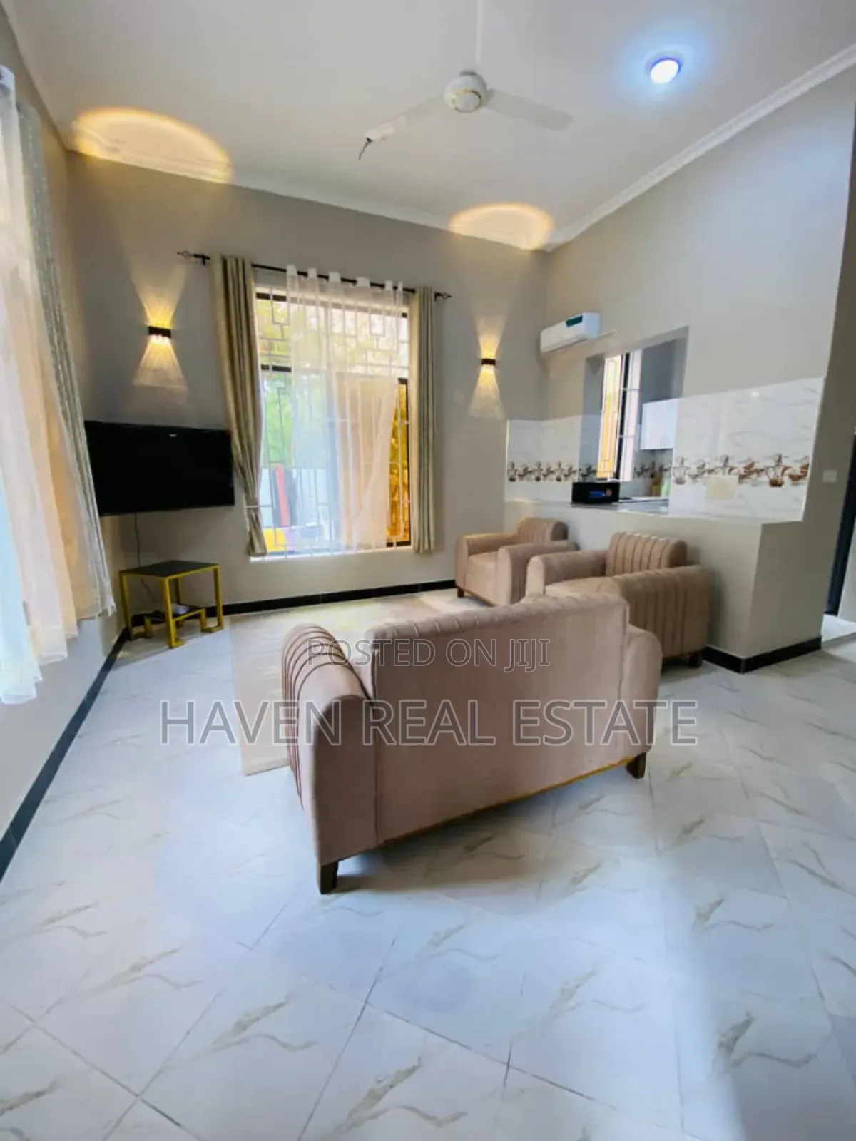 Furnished 10bdrm House in Kigamboni for sale in Kigamboni