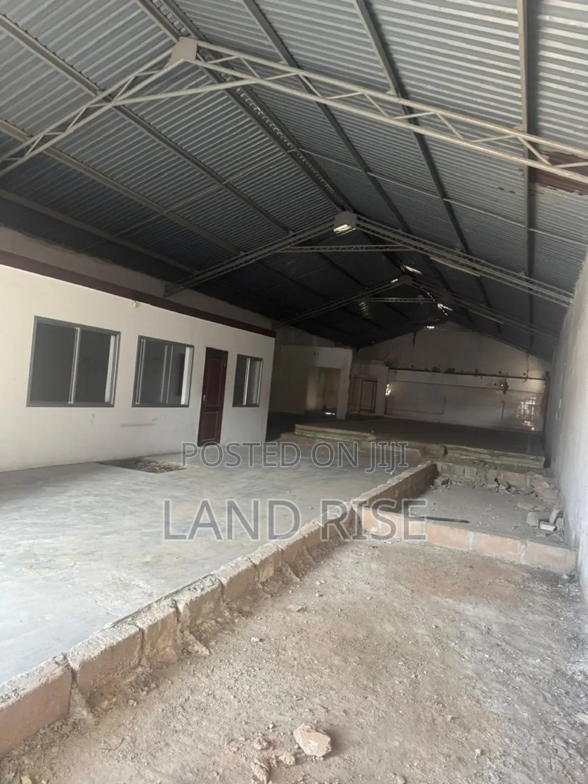 400 SQM Warehouse in Mikocheni in Mikocheni