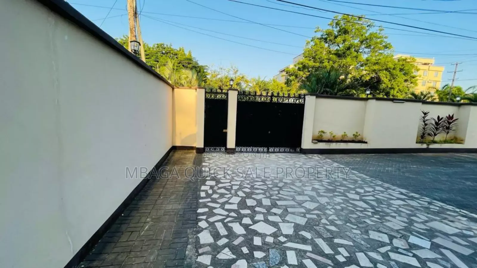 4bdrm House in Kinondoni for sale in Kinondoni