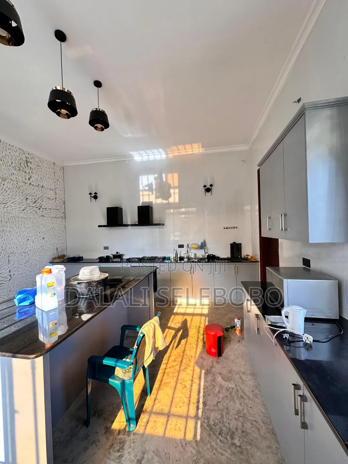 3bdrm Bungalow in Mbweni Kihalaka for sale in Mbweni