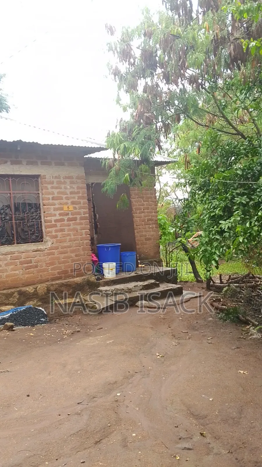 Kiwanja Nyegezi Majengo in Nyamagana