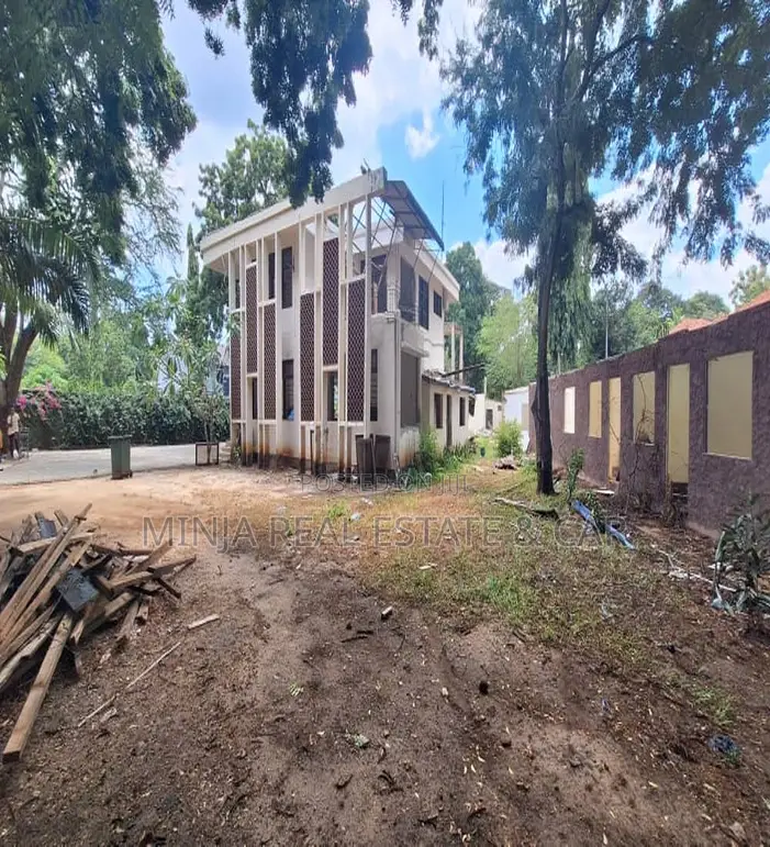 Prime Property for Sale at Ada Estate in Ada Estate