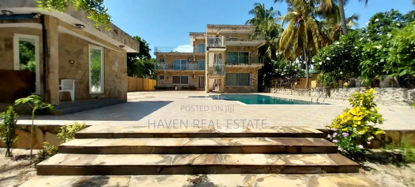 Furnished 6bdrm House in Kigamboni for sale in Kigamboni