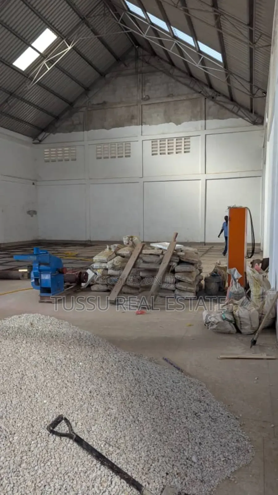 Warehouse for Rent at Kinyerezi Kifuru in Kinyerezi
