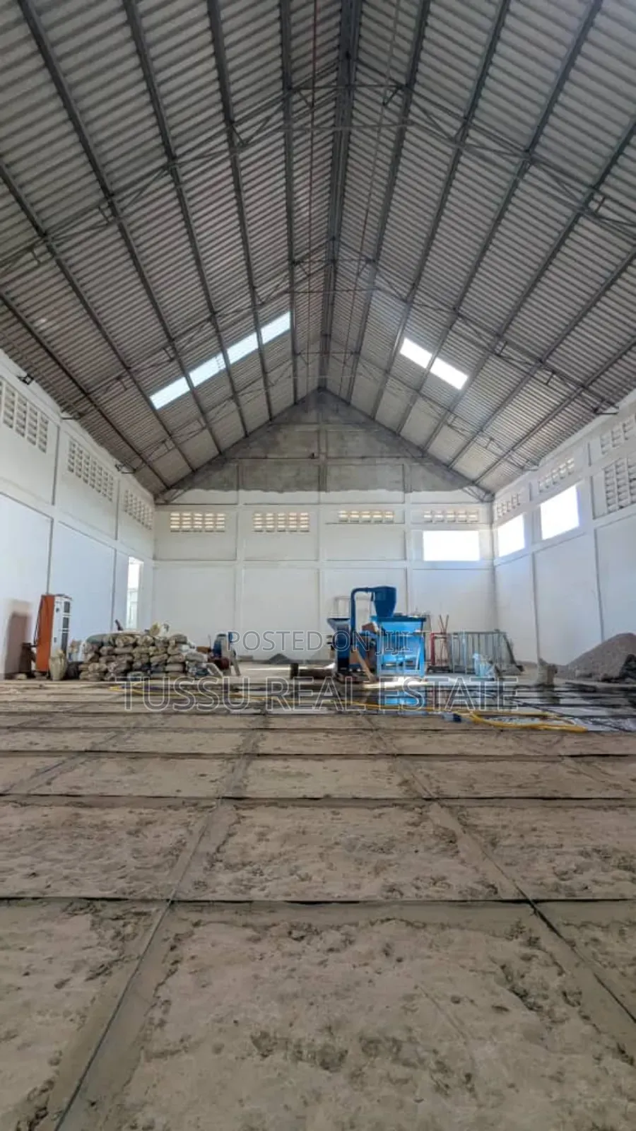Warehouse for Rent at Kinyerezi Kifuru in Kinyerezi