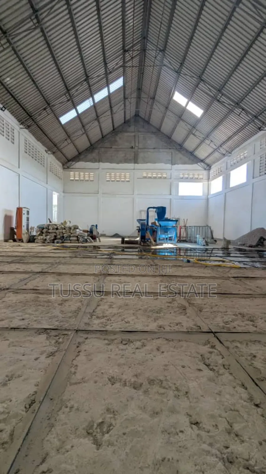 Warehouse for Rent at Kinyerezi Kifuru in Kinyerezi