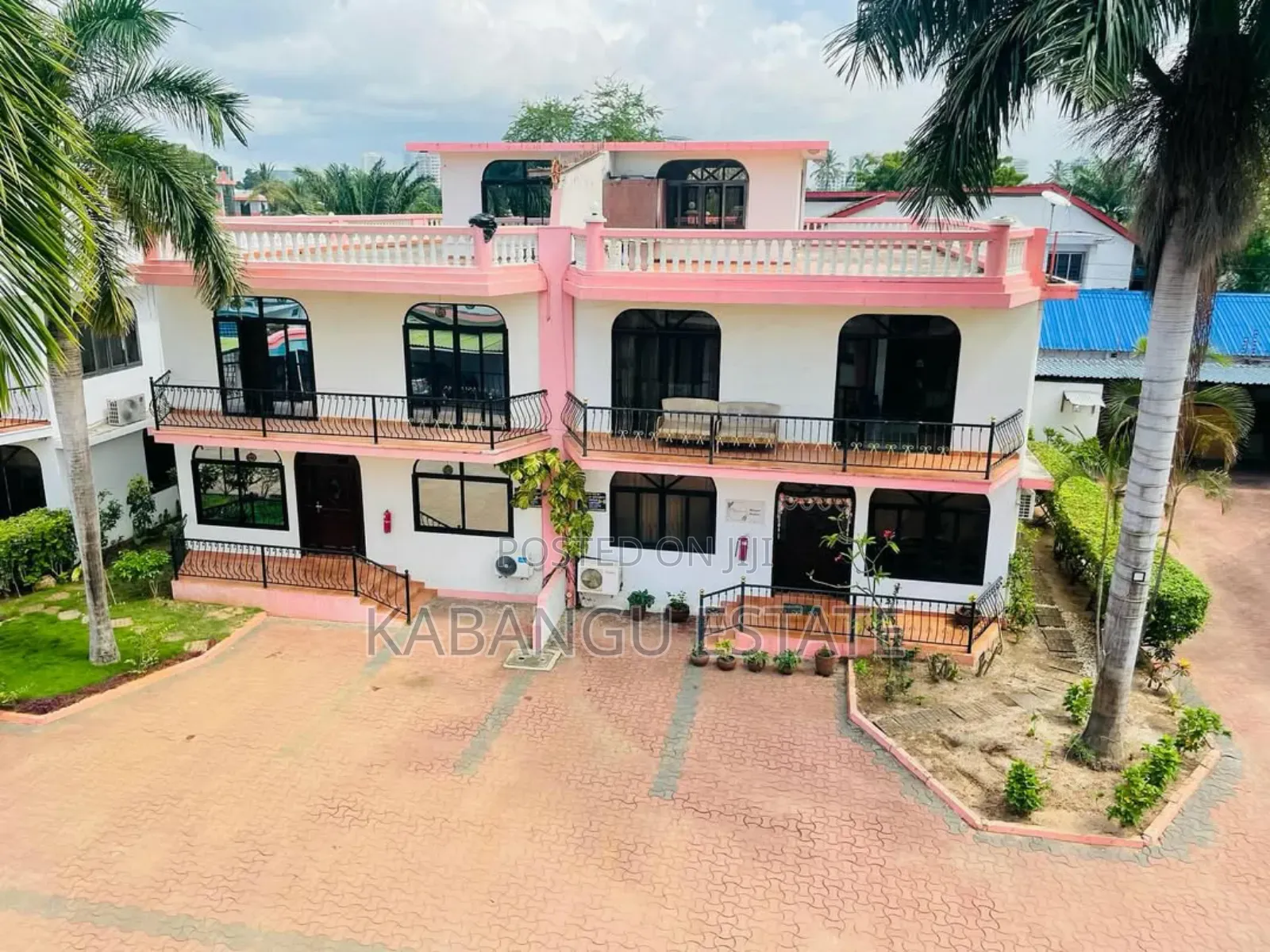 4bdrm Villa in Ada Estates for rent in Ada Estate