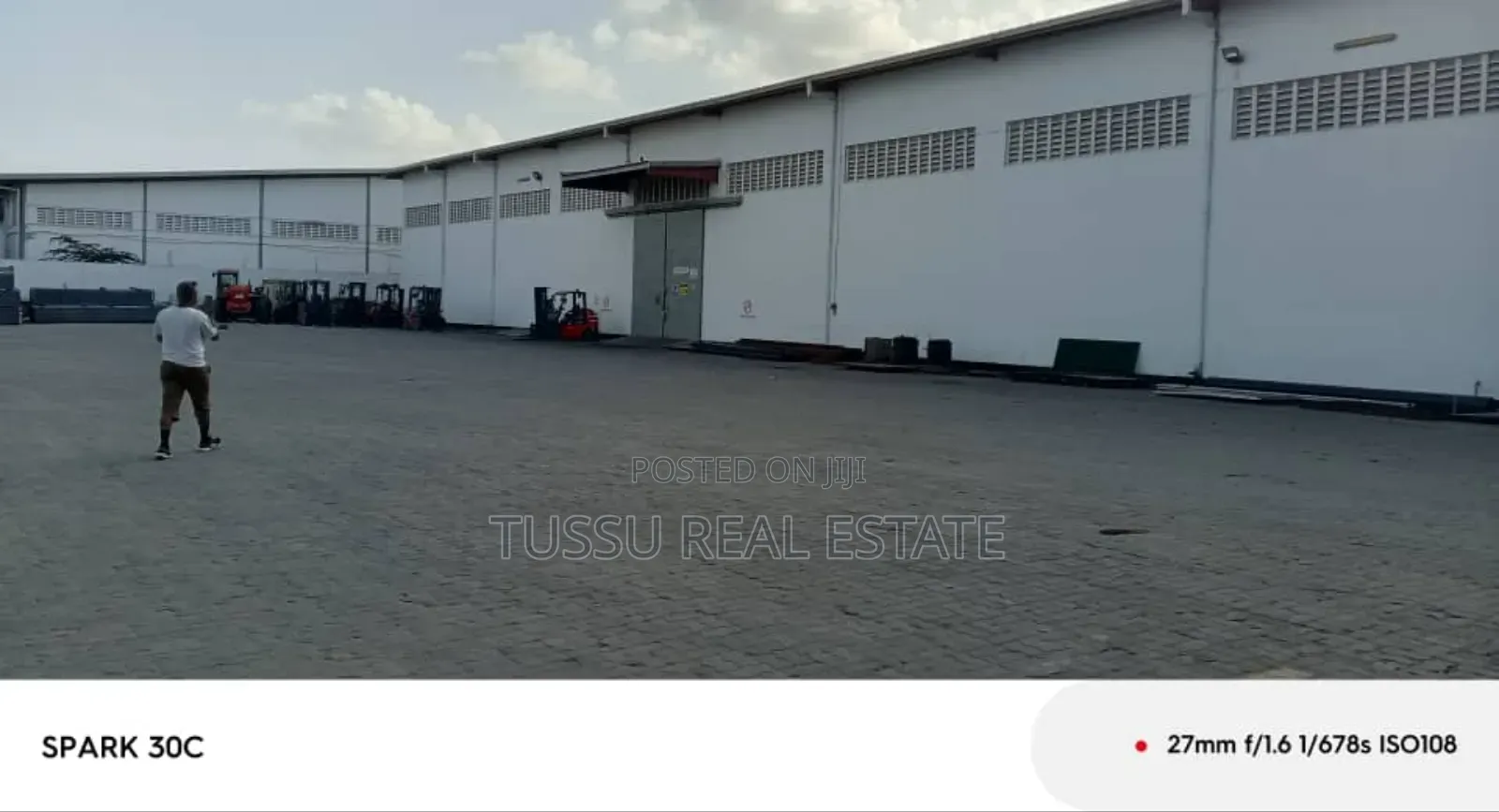 Warehouse for Rent at Mbagala Rangi Tatu in Mbezi Beach