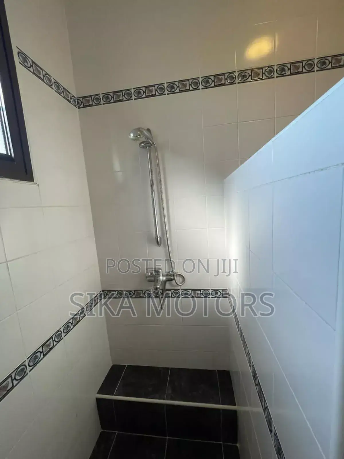 5bdrm Villa in Msasani, Mbezi Beach for sale in Mbezi Beach