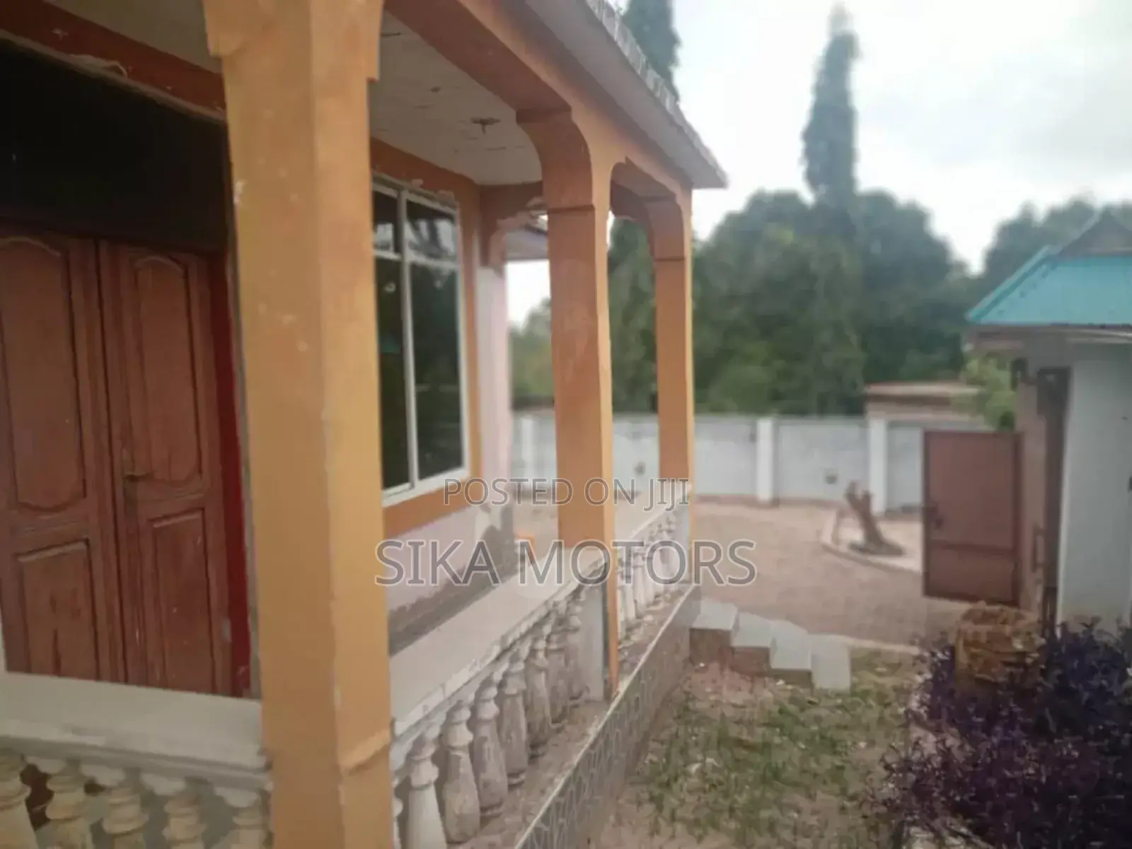 3bdrm House in Njiapanda Makabe, Kinondoni for sale in Kinondoni
