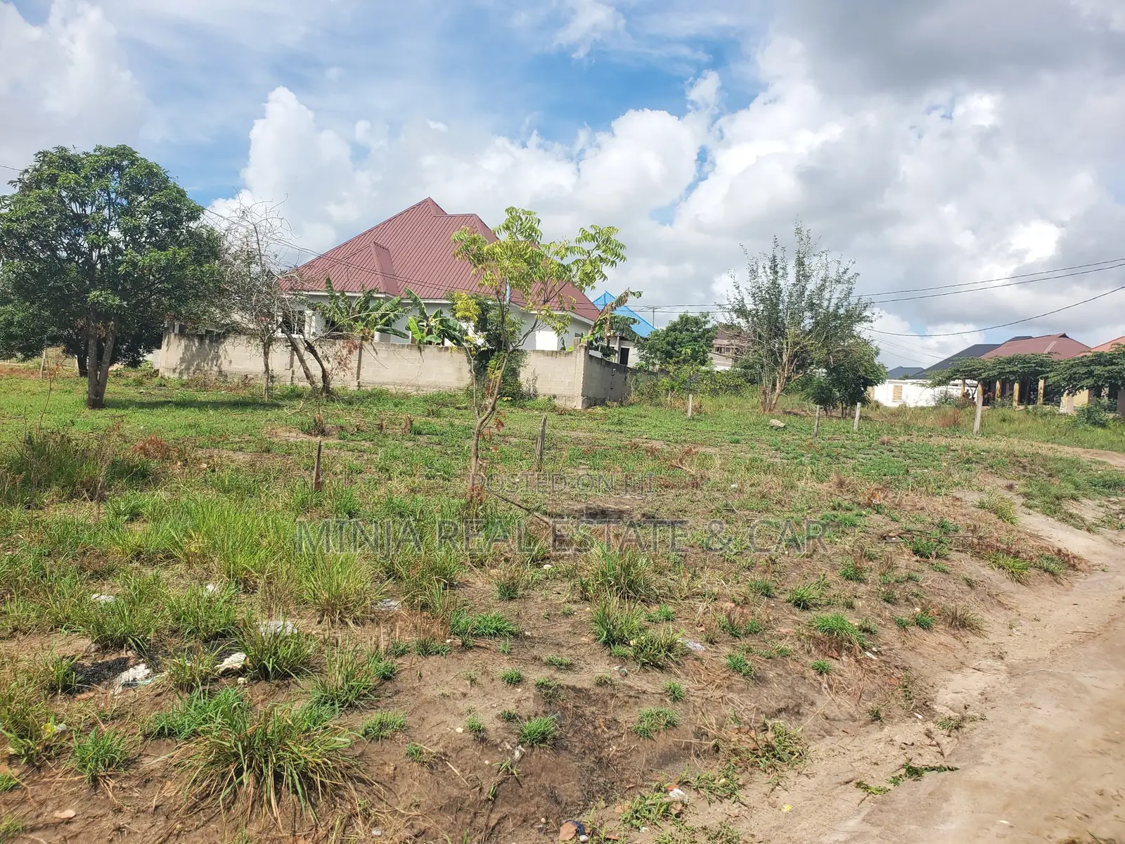 Kiwanja Knauzwa Bei Nzuri Sana Madale Police in Goba