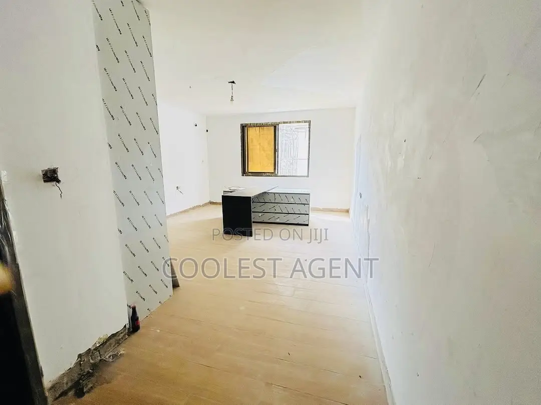 3bdrm Apartment in Oysterbay, Kinondoni for sale in Kinondoni