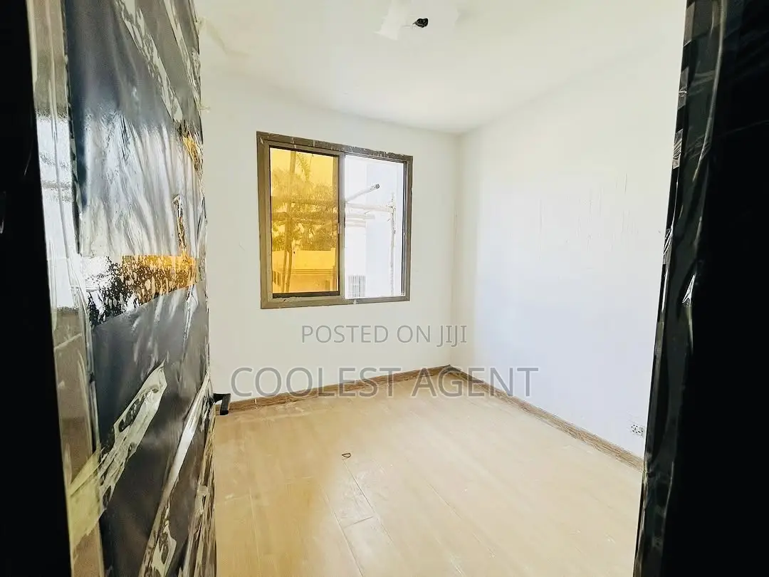 3bdrm Apartment in Oysterbay, Kinondoni for sale in Kinondoni