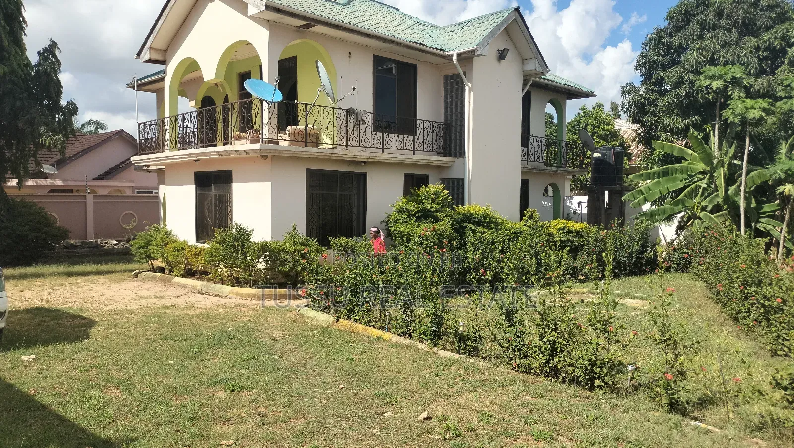 4bdrm House in Salasala Mboma Rd, Kinondoni for sale in Kinondoni