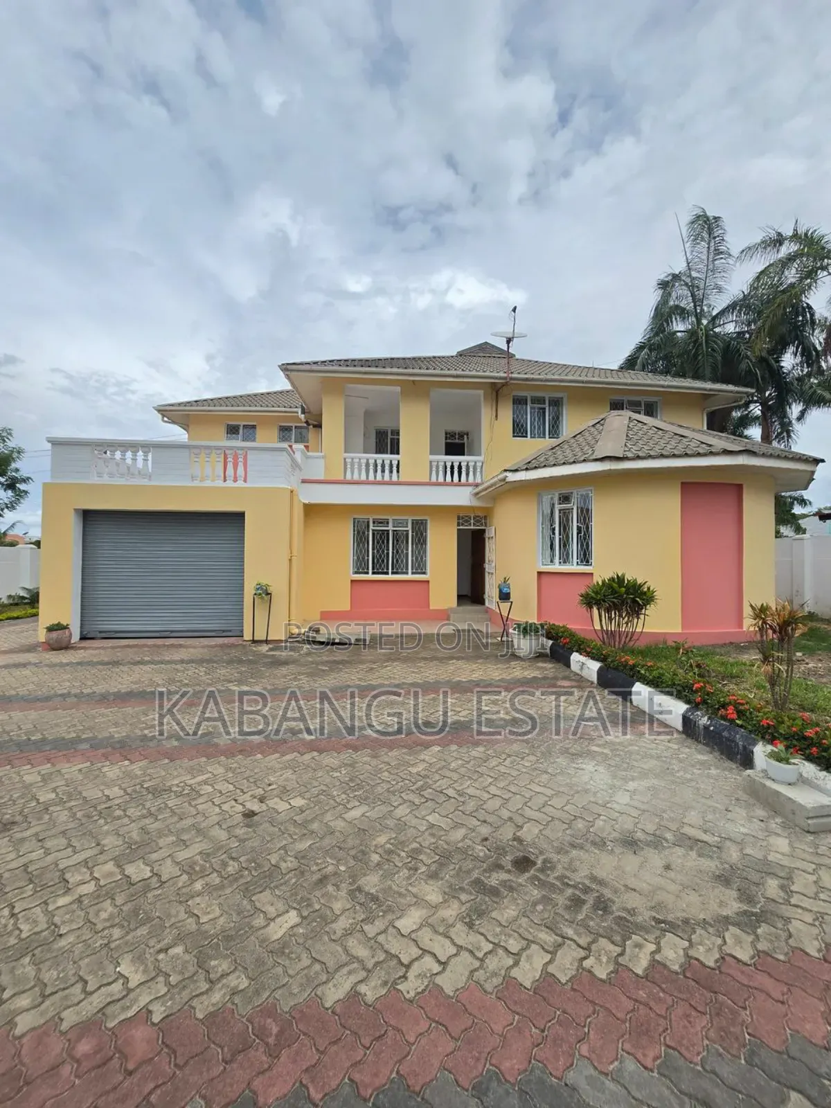 4bdrm House in Mbezibeach Shoppers for rent in Mbezi Beach