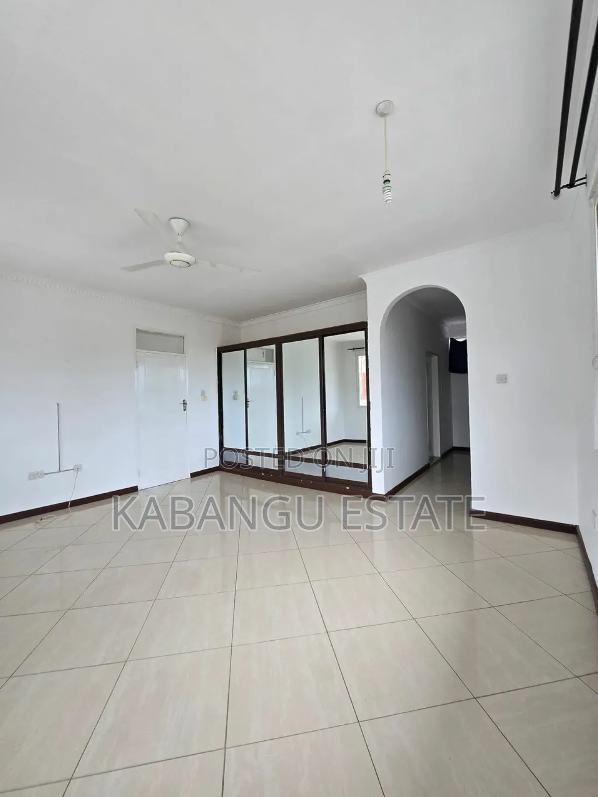 4bdrm House in Mbezibeach Shoppers for rent in Mbezi Beach