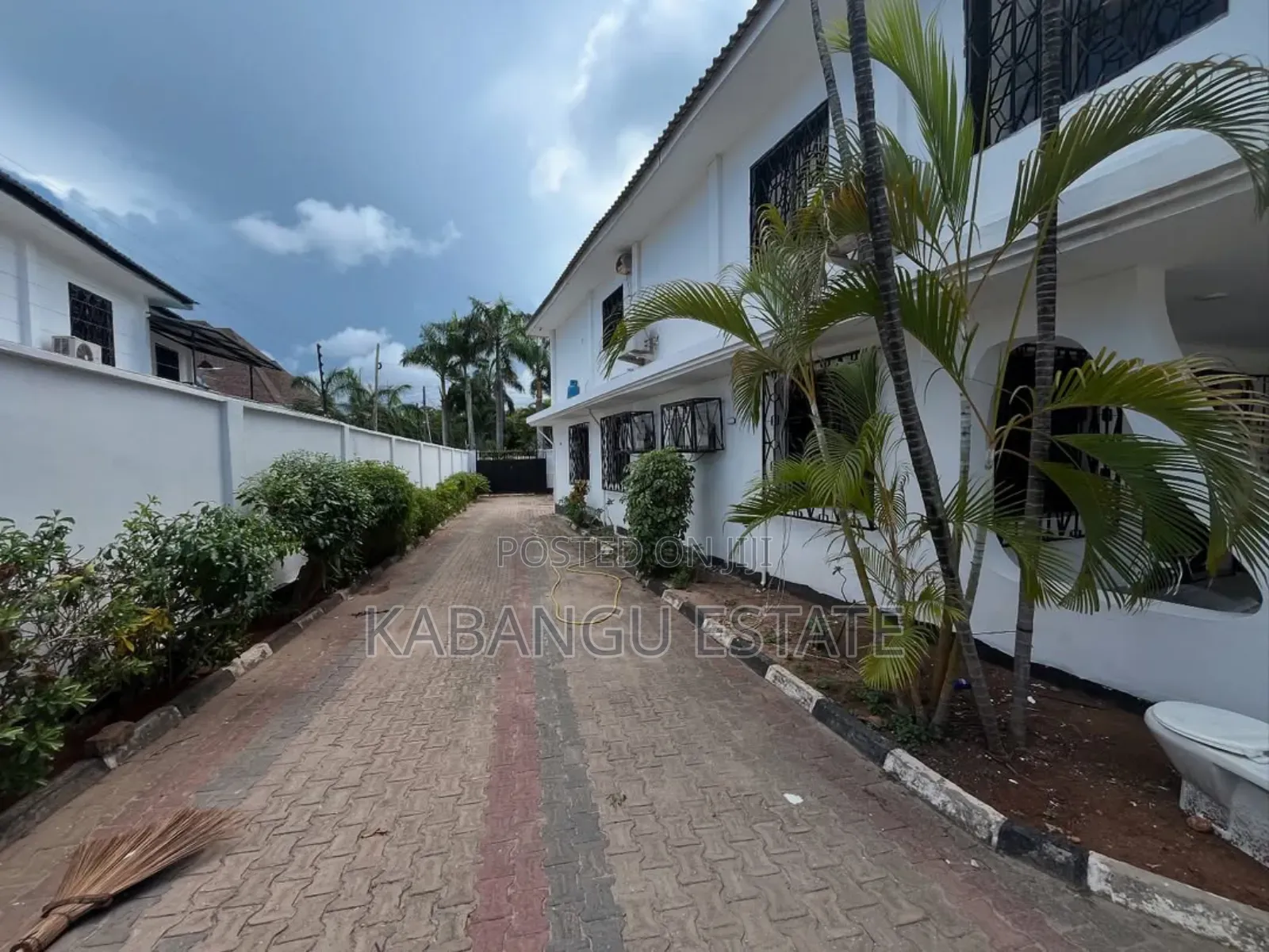 4bdrm House in Masaki for rent in Masaki