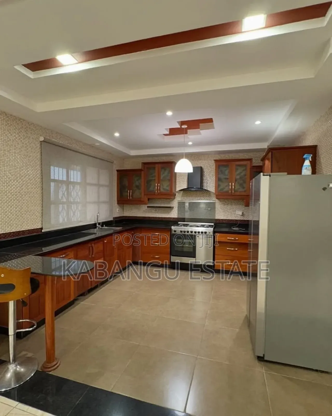 Furnished 3bdrm Villa in Ada Estates Secured for rent in Ada Estate