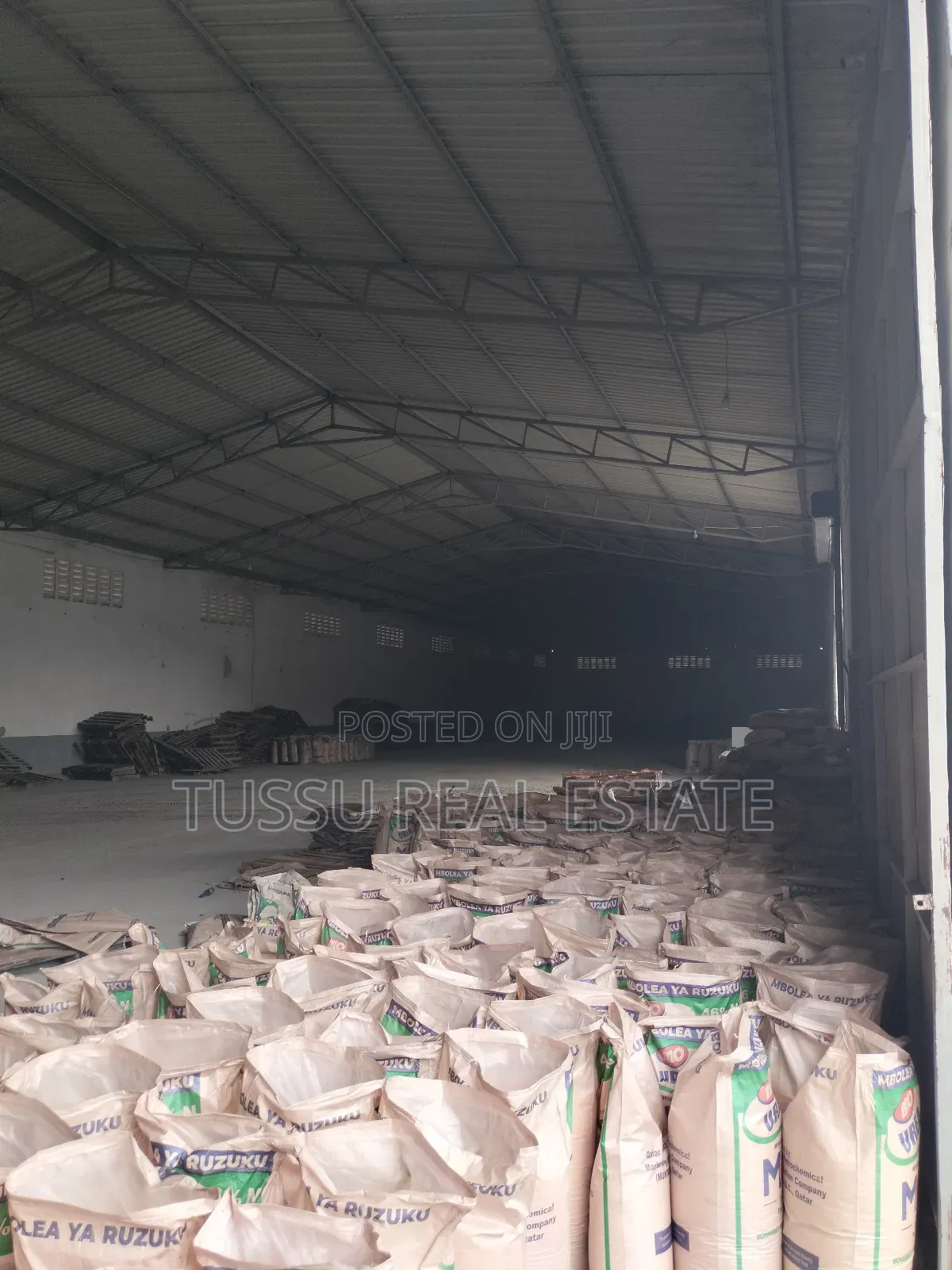 Ware House for Rent at Tazara DSM in Vingunguti