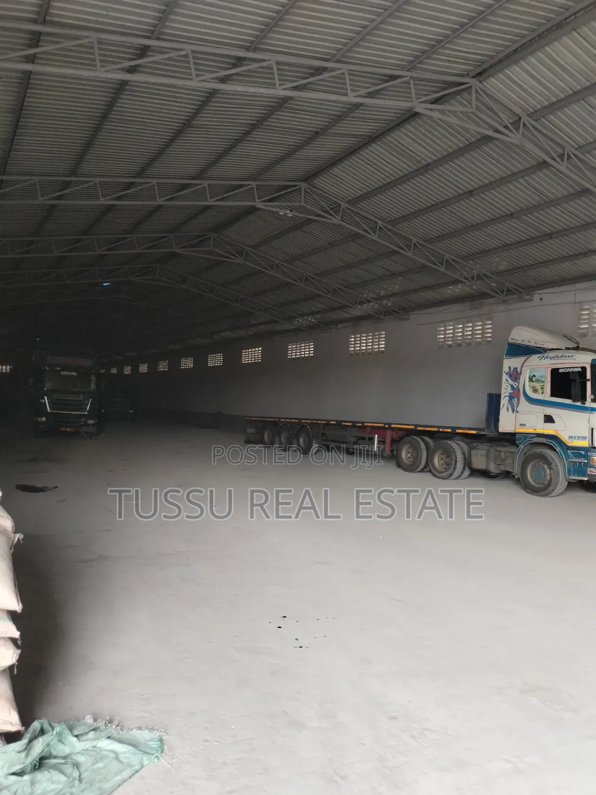 Ware House for Rent at Tazara DSM in Vingunguti