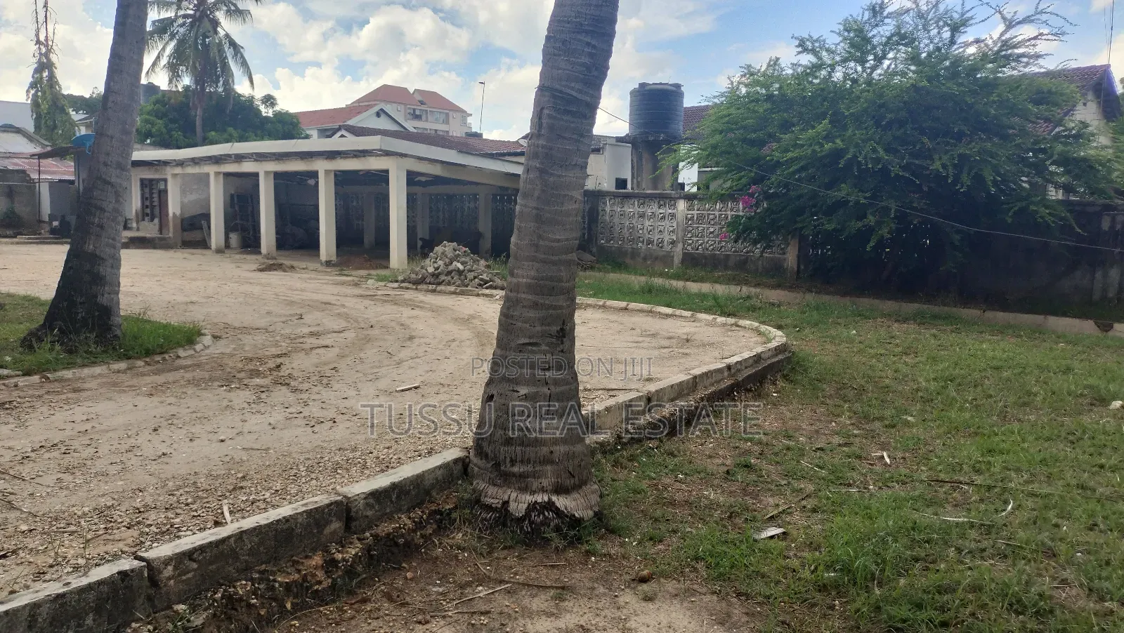 7bdrm House in Mikocheni B Ushindi for sale in Mikocheni