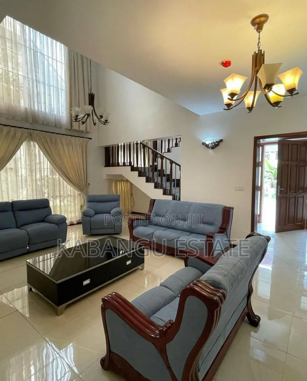 Furnished 4bdrm Villa in Oysterbay for rent in Oyster Bay