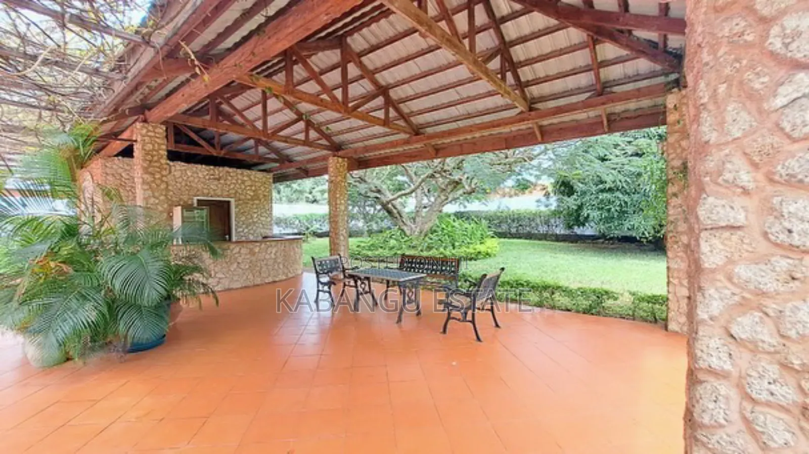 Furnished 5bdrm House in Oysterbay for rent in Oyster Bay
