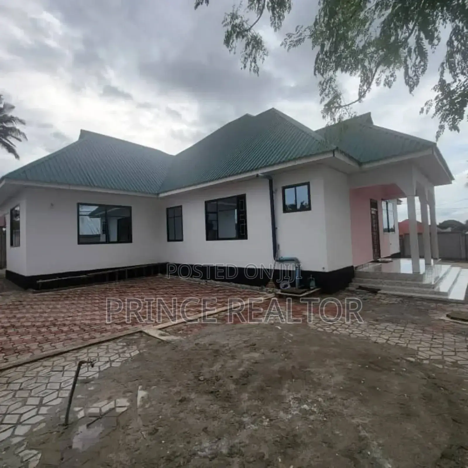 4bdrm House in Kisarawe, Kigamboni for sale in Kigamboni