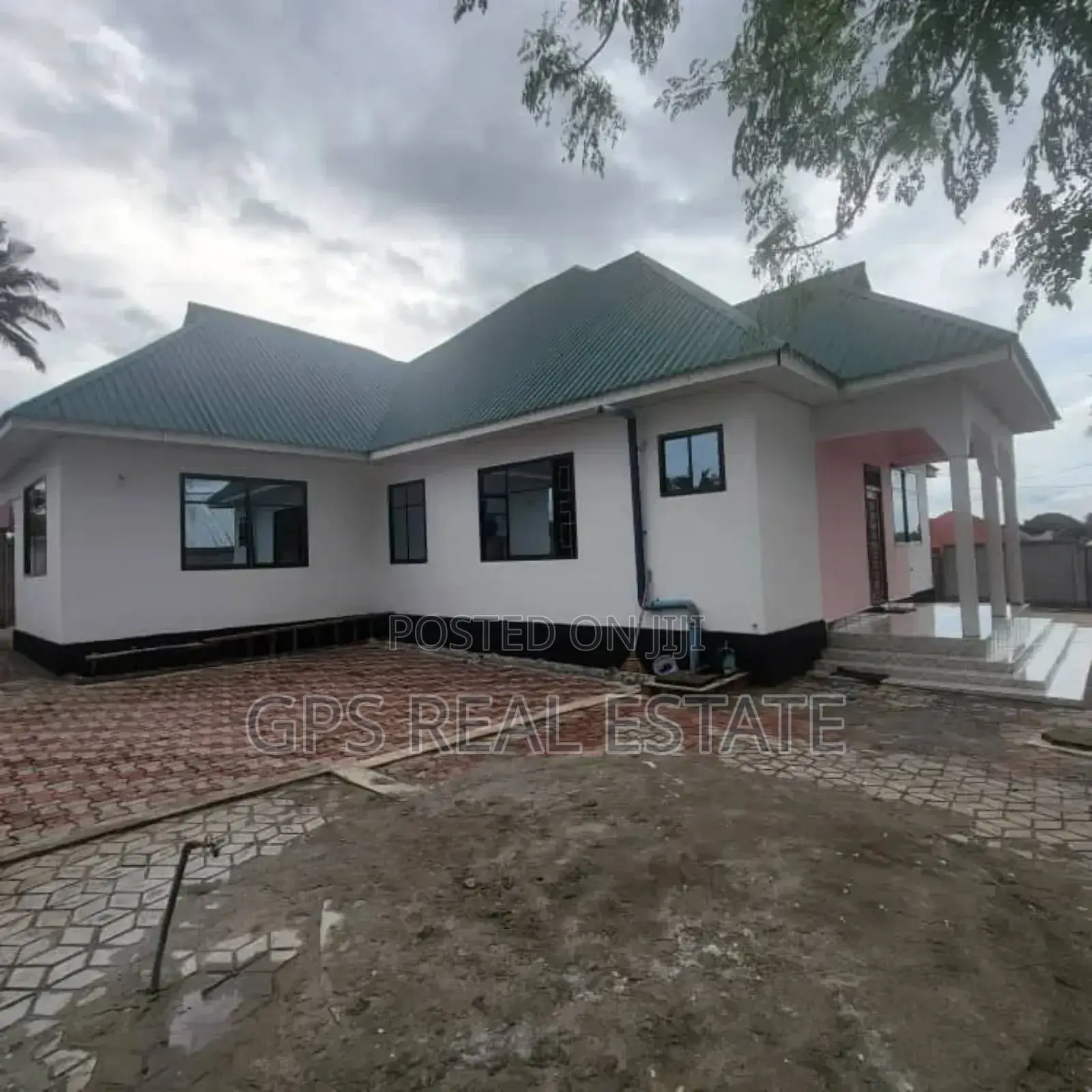 4bdrm House in Kisarawe, Kigamboni for sale in Kigamboni