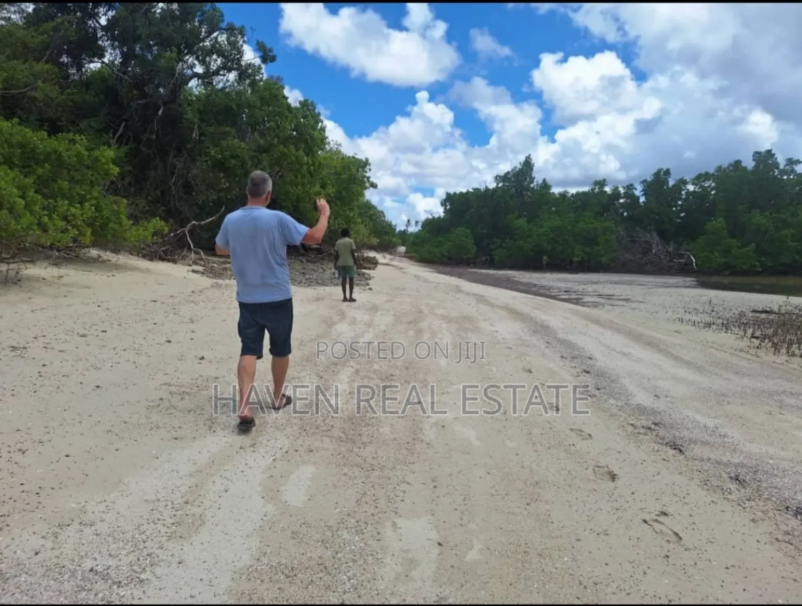 Beach Plot for Sale at Mafia in Mafia Island