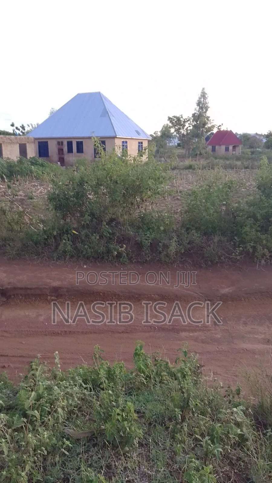 Plot for Sale in Buzuruga