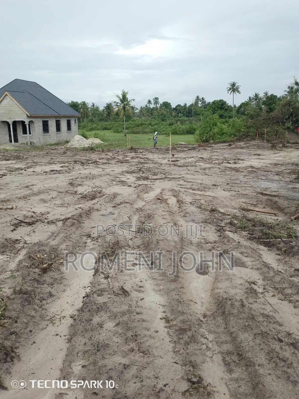 Kiwanja Mita 13 Kwa Mita 11 Kinauzwa Milioni 3.5 Majohe Rada in Ilala