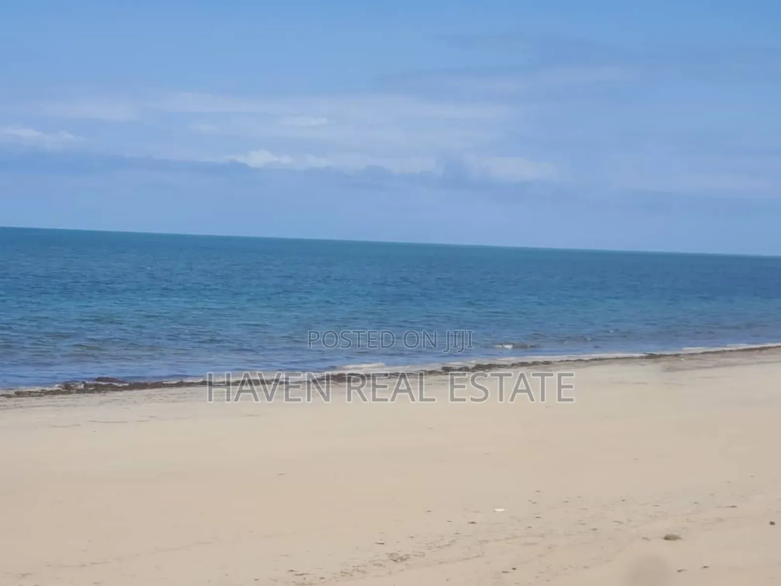 Beach Plot for Sale at Pangani in Pangani
