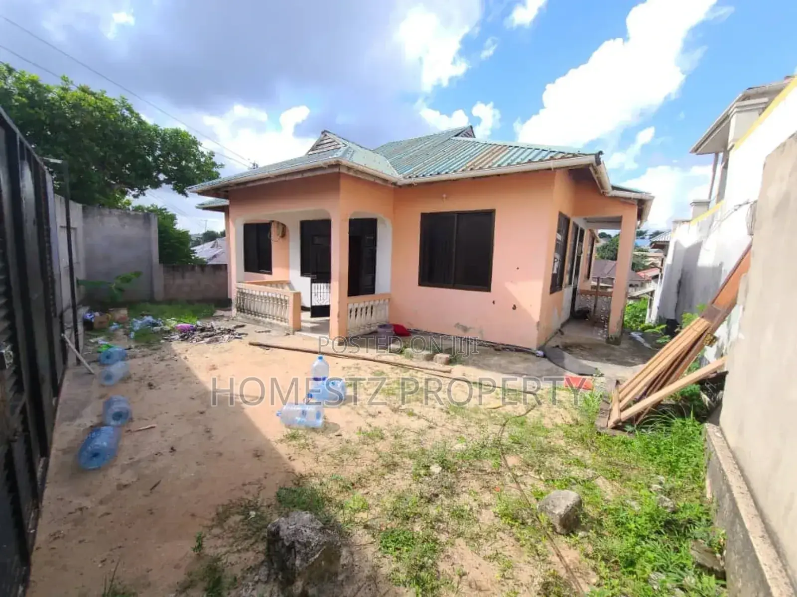 3bdrm House in Kimara Milenia, Kinondoni for sale in Kinondoni
