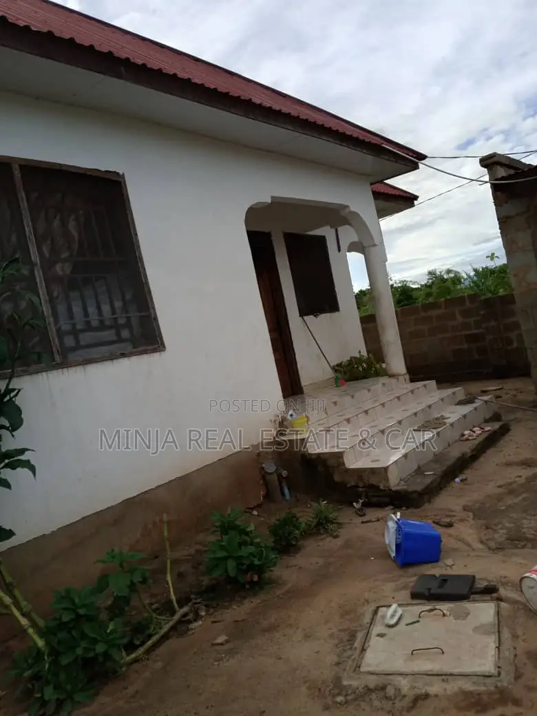 3bdrm House in Zinga for sale in Zinga