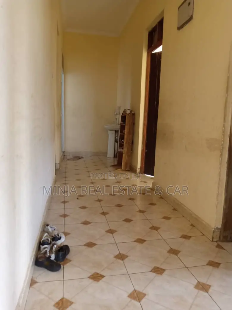 3bdrm House in Zinga for sale in Zinga