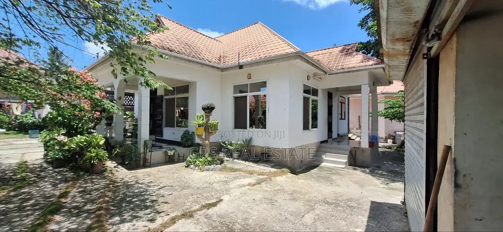3bdrm House in Mbezi Msakuzi, Kinondoni for sale in Kinondoni