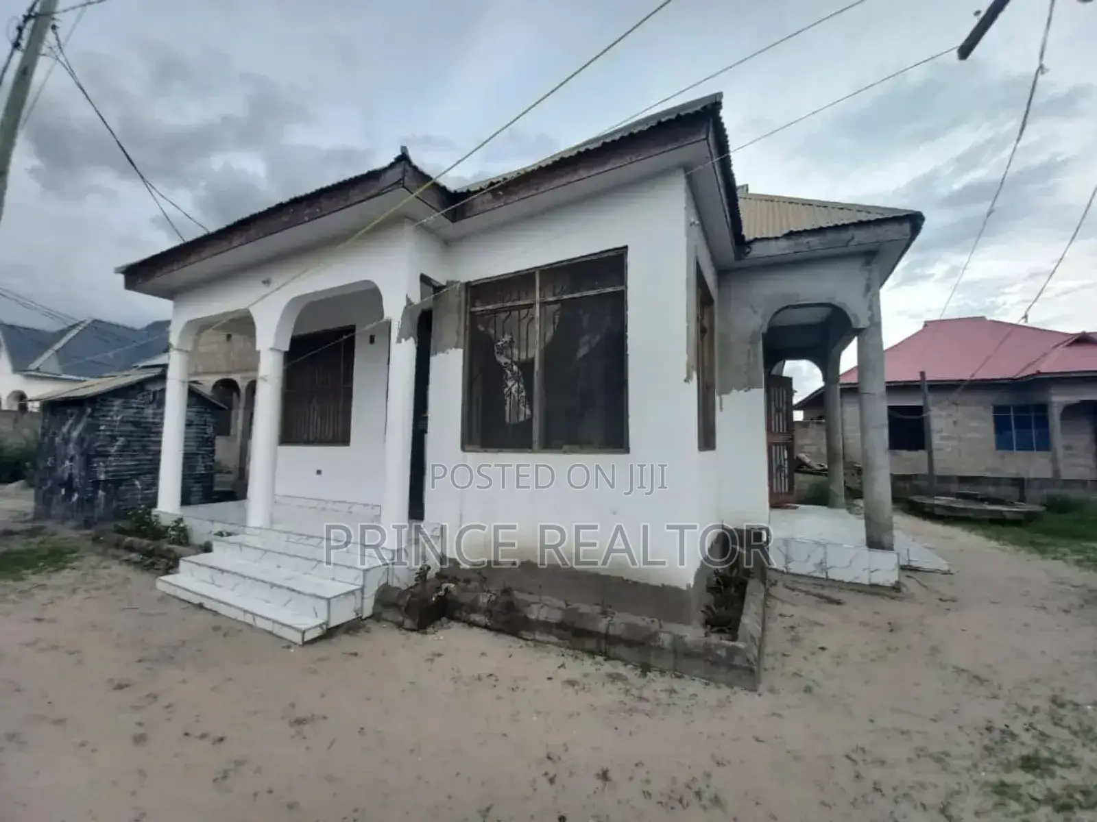 3bdrm House in Mbande Kisewe, Kinondoni for sale in Kinondoni