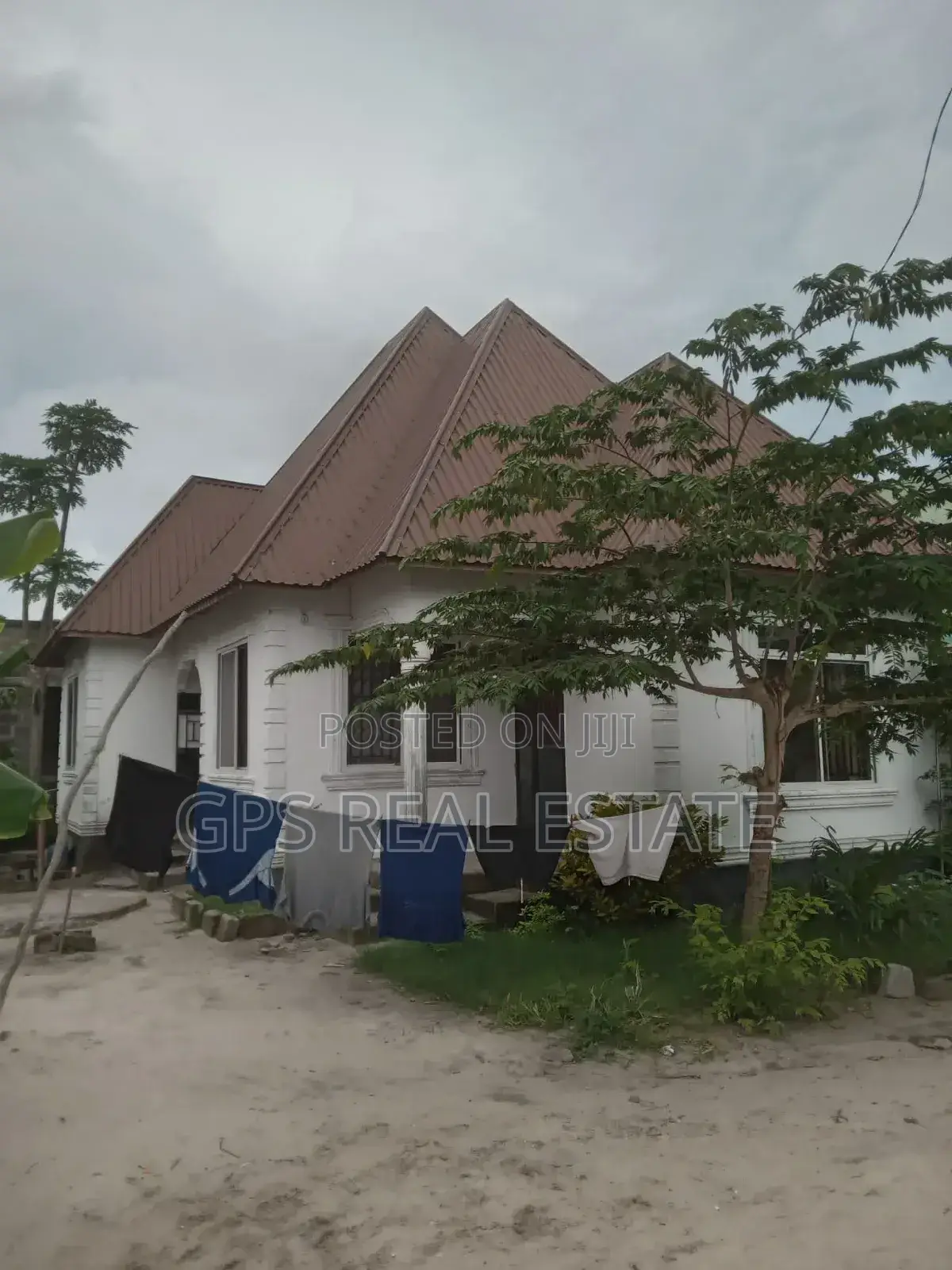 3bdrm House in Chamazi Mfenesini, Temeke for sale in Temeke