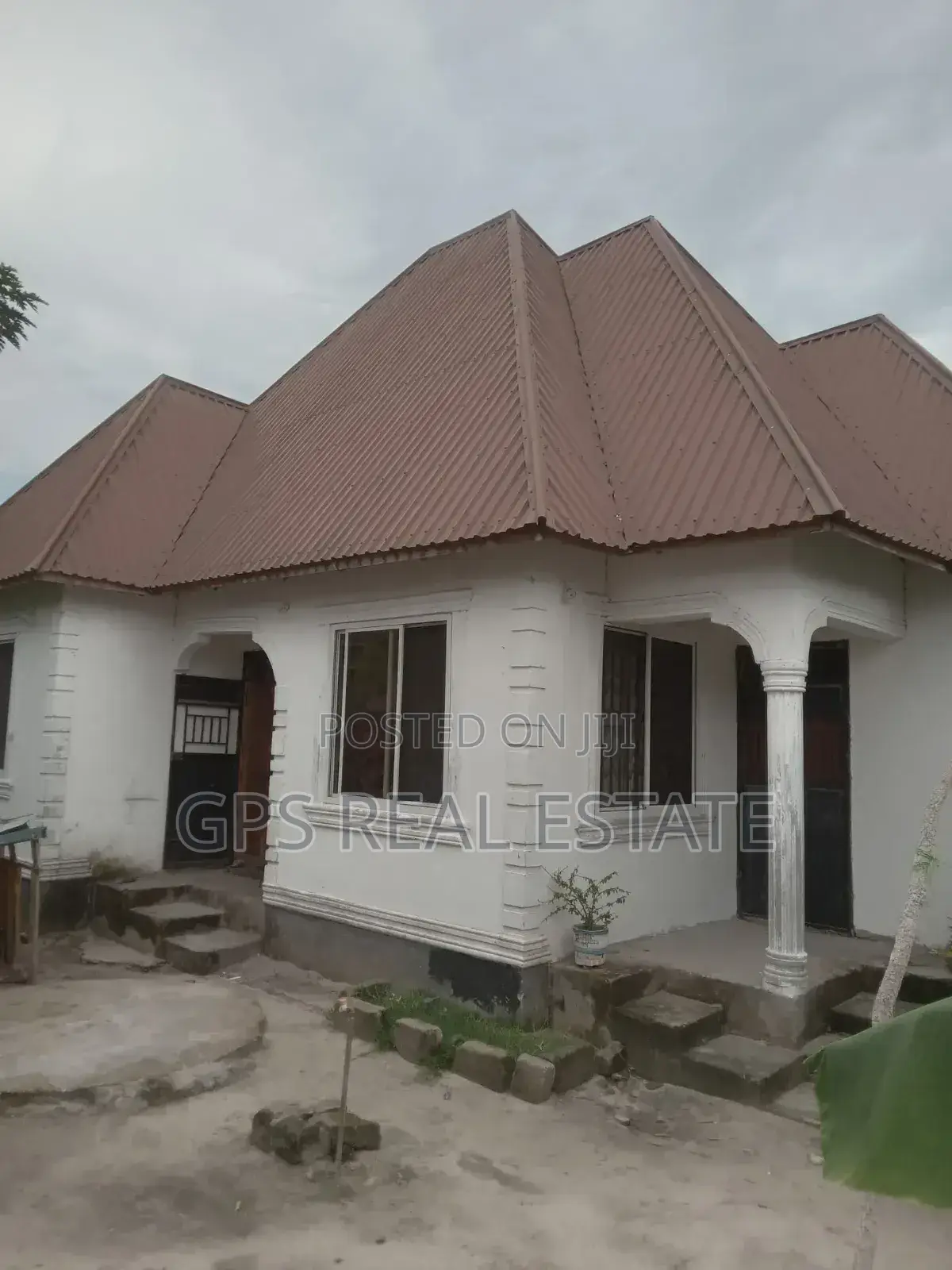 3bdrm House in Chamazi Mfenesini, Temeke for sale in Temeke