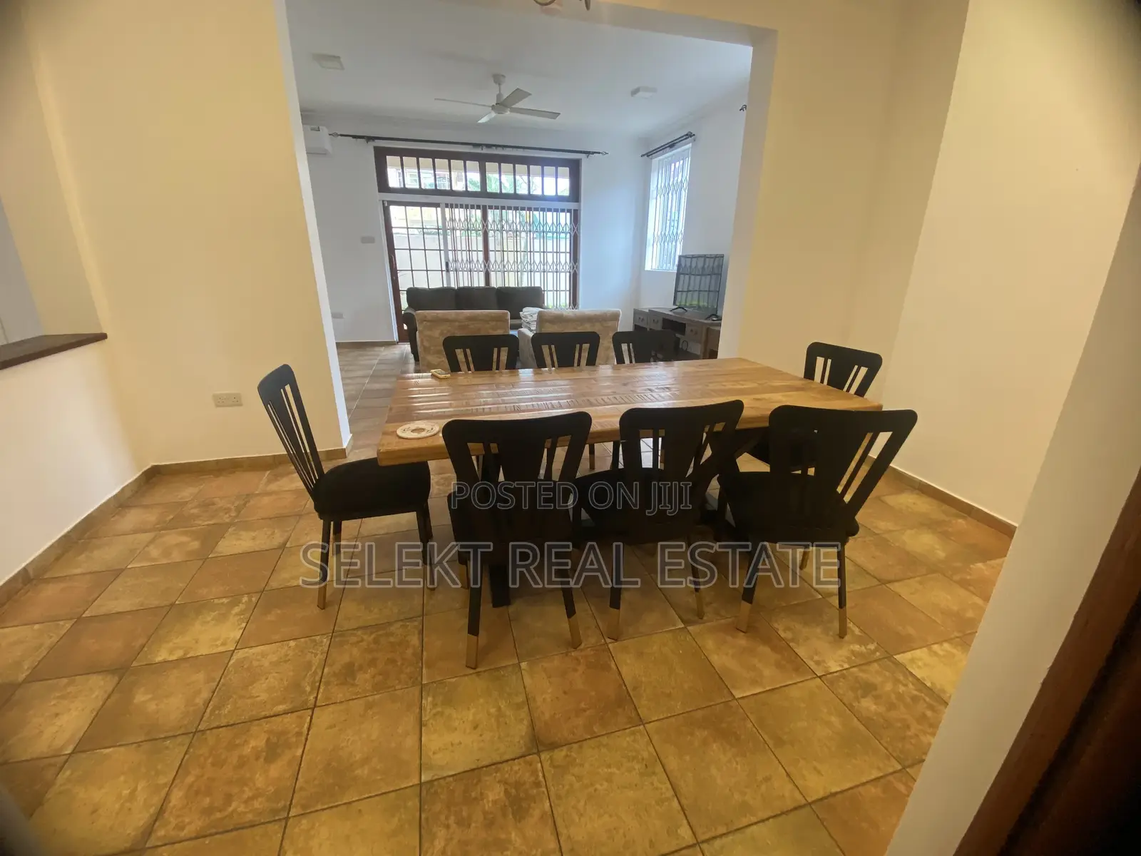 4bdrm Villa in Oysterbay, Kinondoni for rent in Kinondoni