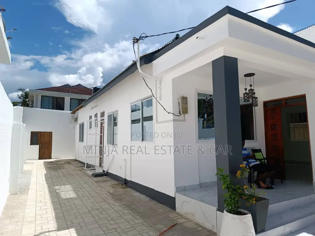 3bdrm House in Mikocheni for rent in Mikocheni