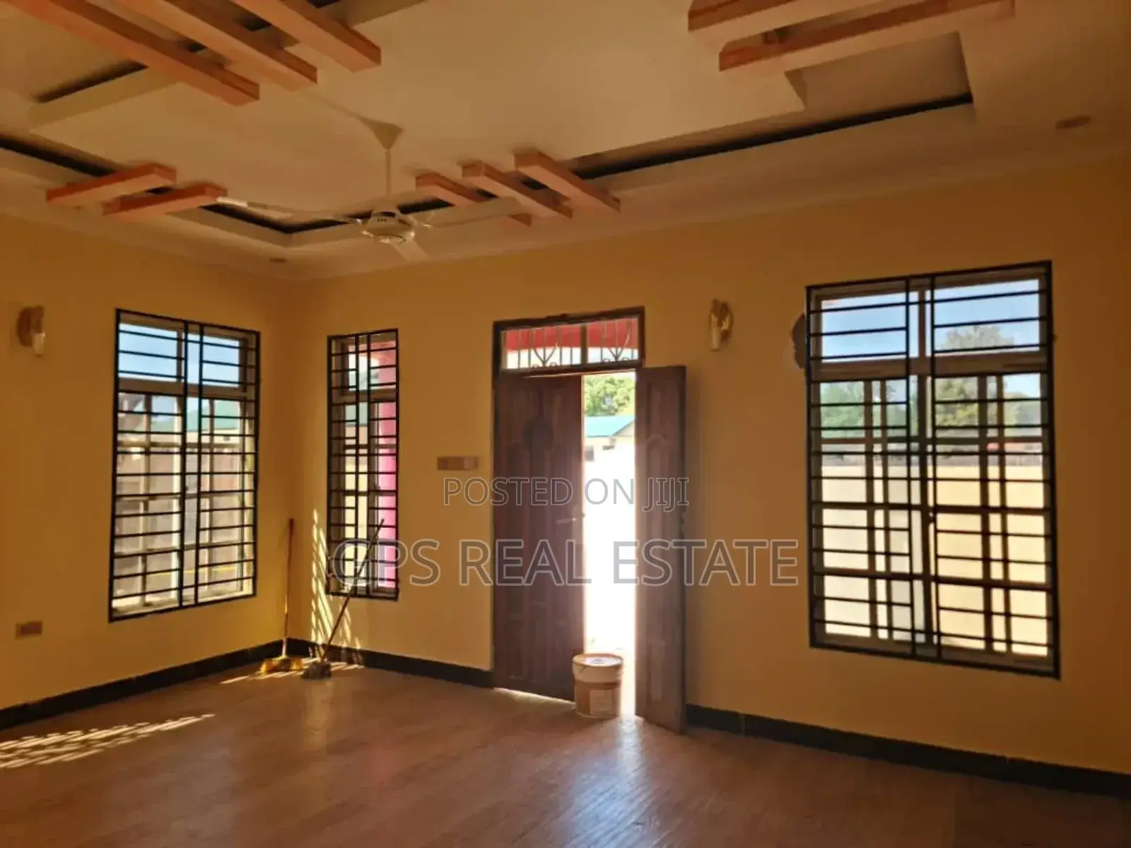 5bdrm House in Kigamboni Chekechea for sale in Kigamboni
