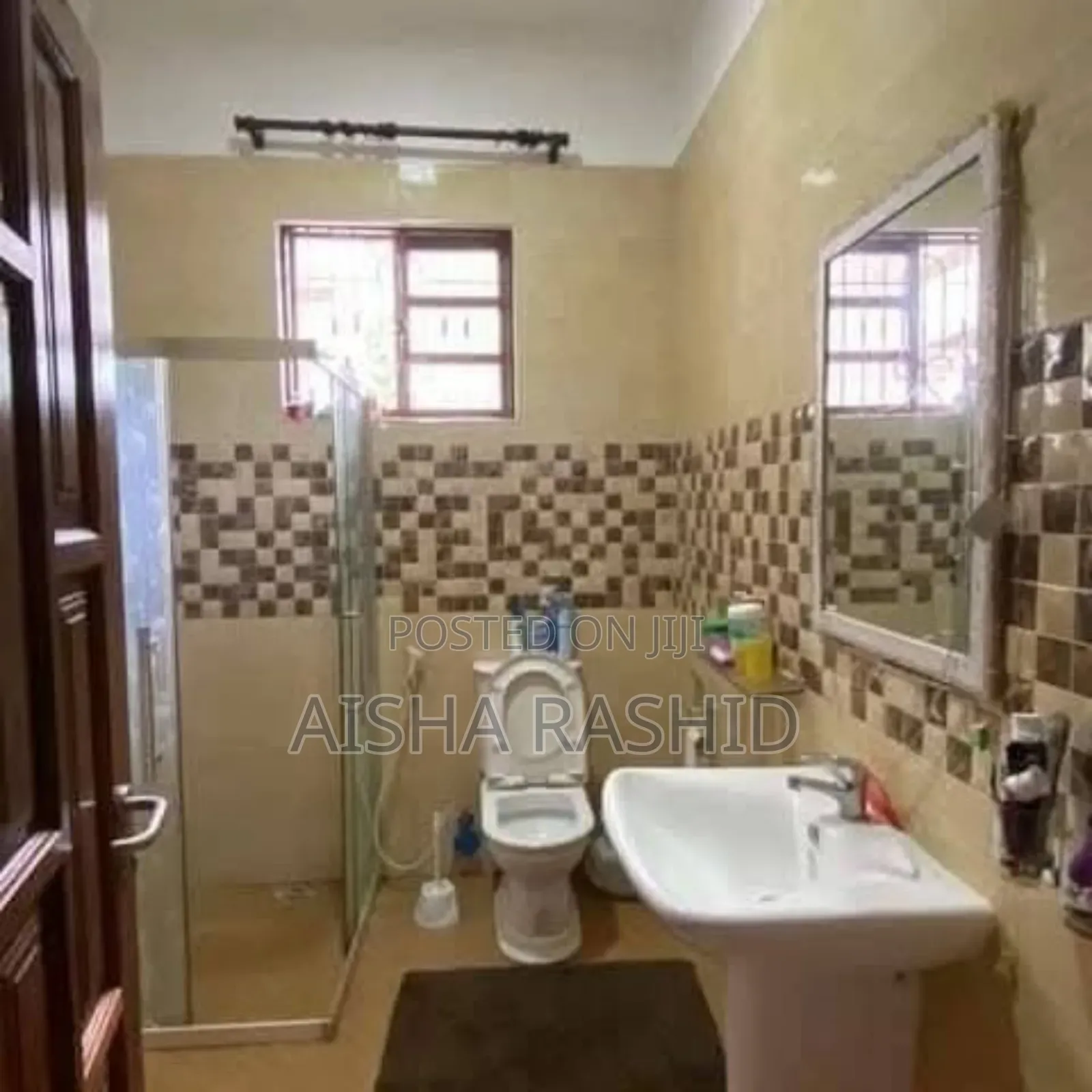5bdrm House in Bunju for sale in Bunju