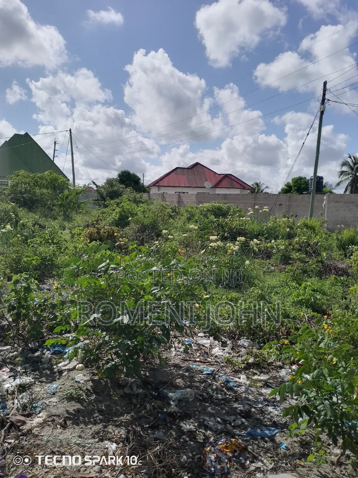 Kiwanja Sqmita 500 Kinauzwa Milioni 12.5 Ukonga Bombambili. in Ilala