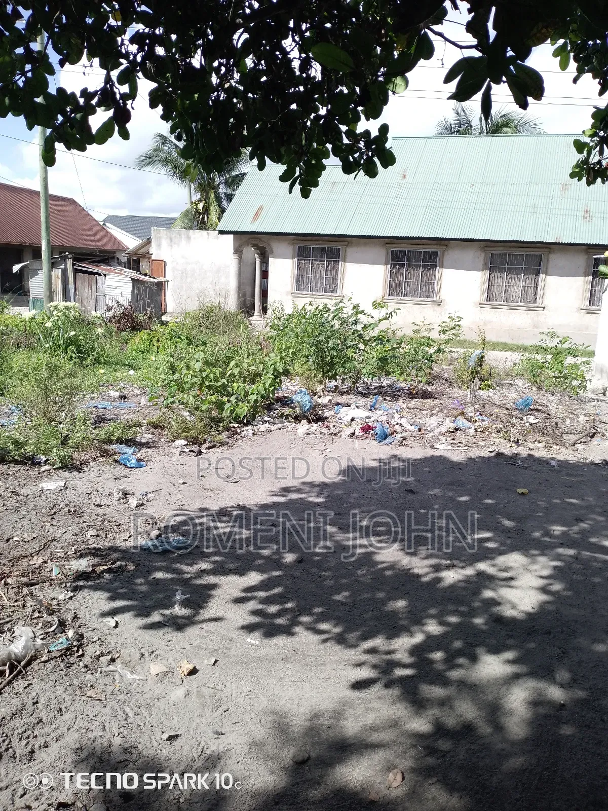 Kiwanja Sqmita 500 Kinauzwa Milioni 12.5 Ukonga Bombambili. in Ilala