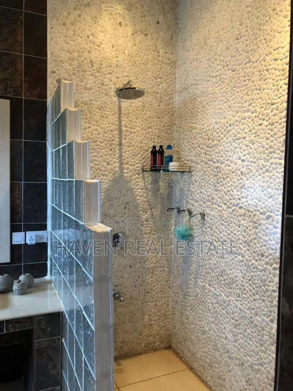 Furnished 5bdrm Mansion in Arusha for sale in Arusha