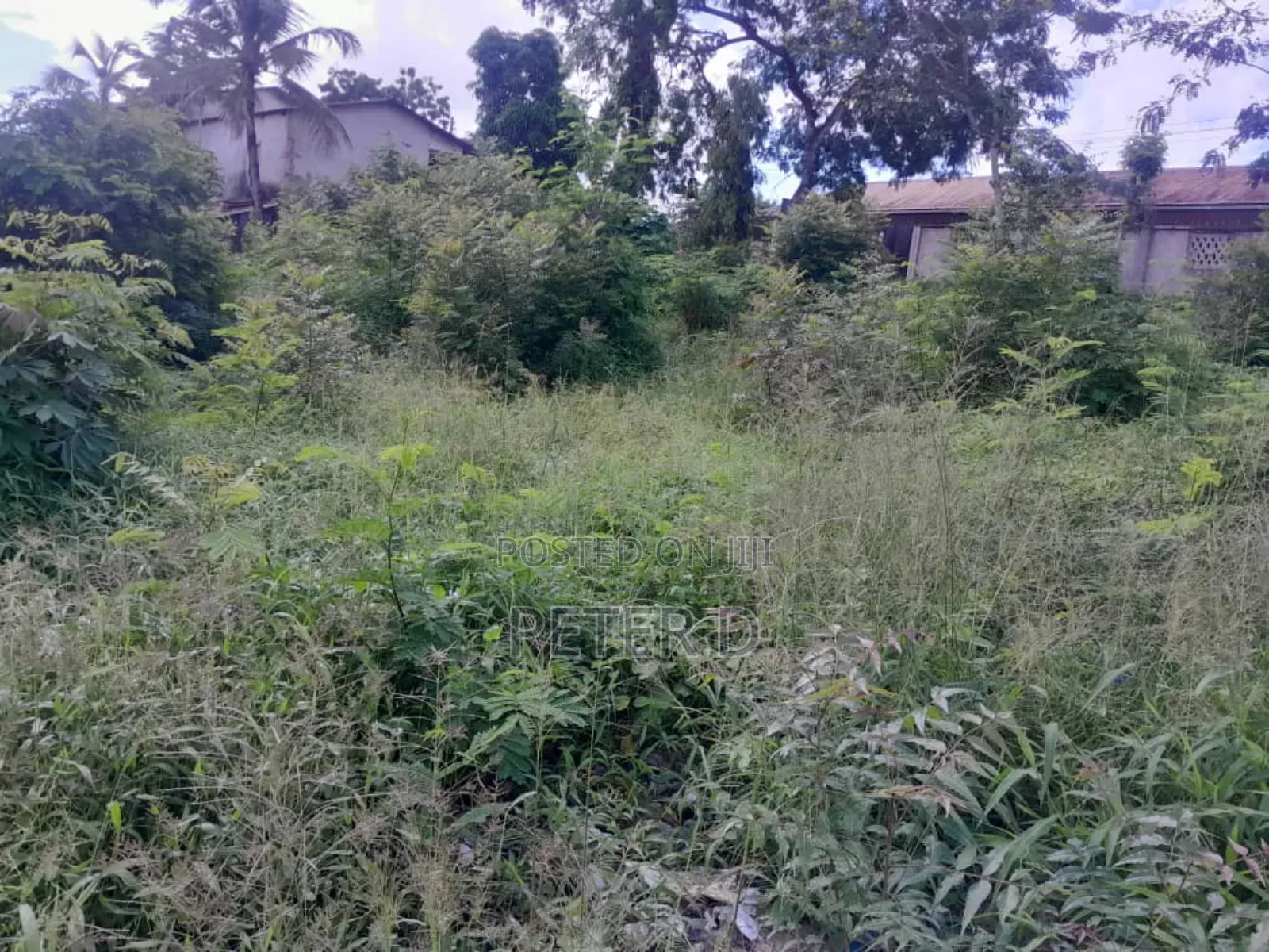 Kiwanja Karibu Na Lami Stop Over in Kimara