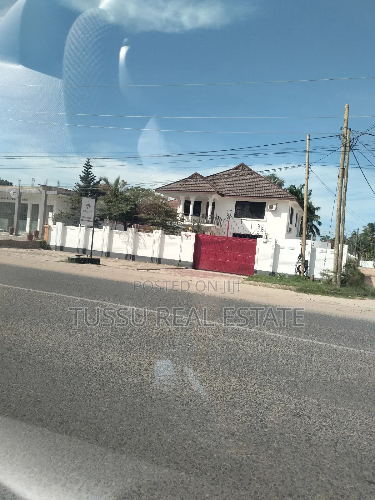 Mini Flat in Mwai Kibaki Rd, Kinondoni for sale in Kinondoni
